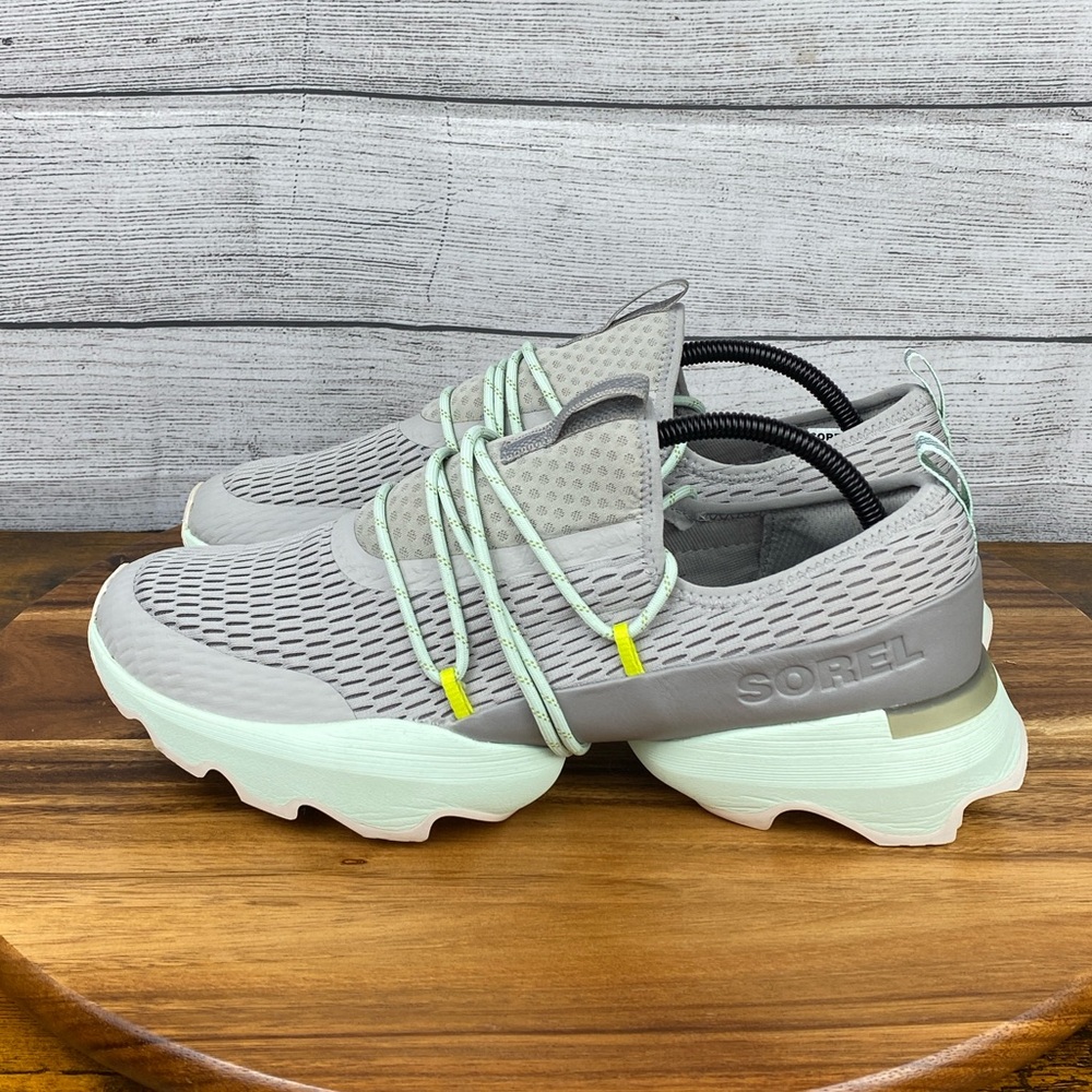 Sorel Kinetic Impact Lace Up Gray Sea Salt Shoes Women’s Sneaker Size 12